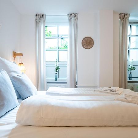 Charmantes 2-Zimmer-Apartment Mit Vorgarten Berlin Kültér fotó